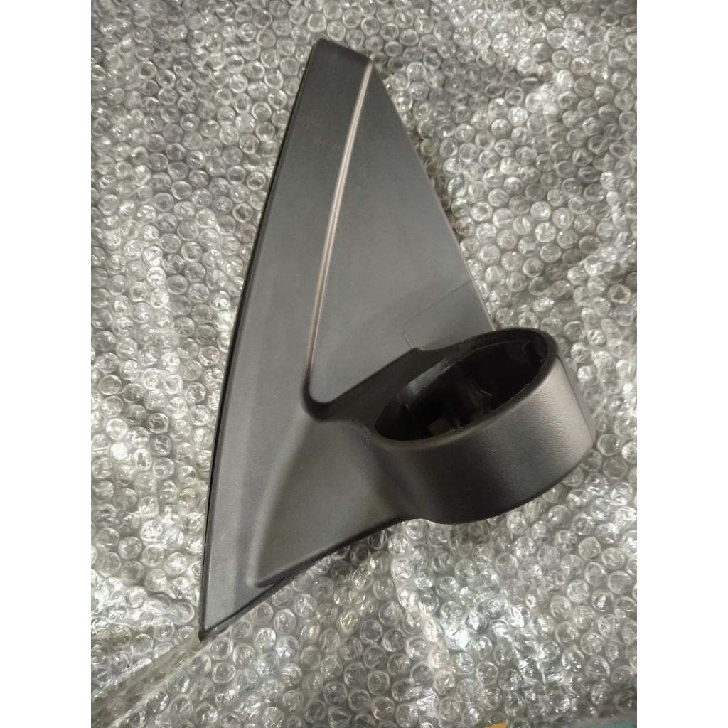 Dudukan Kaki Spion Mobil Pajero Lama Strada Triton Tahun 2010-2014