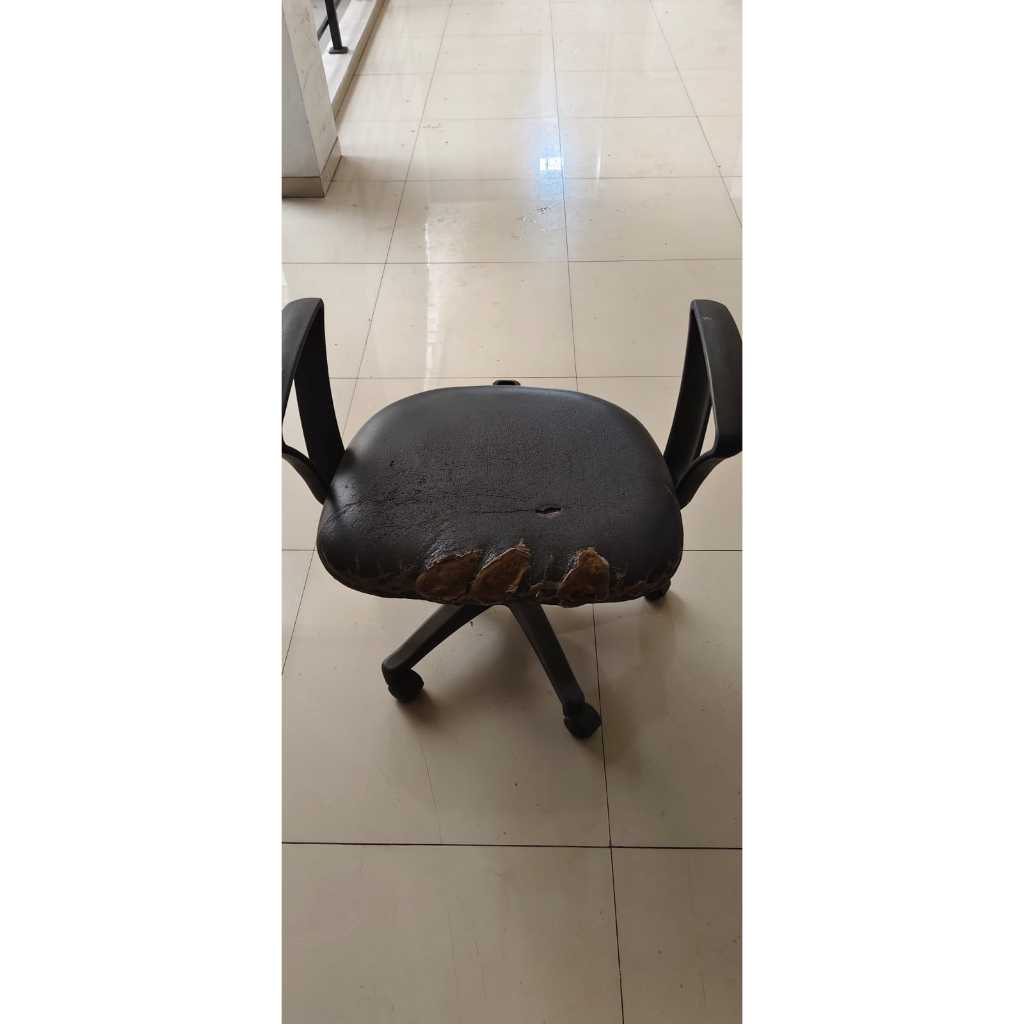 KURSI KANTOR SECOND SEKEN BEKAS