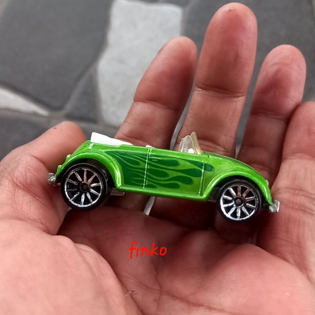 hotwheels vw beetle convertible mystery