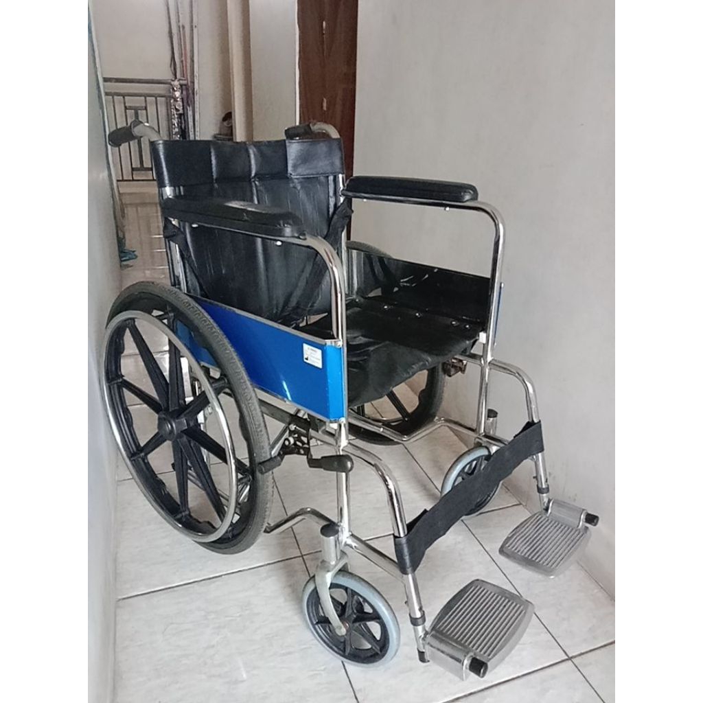 KURSI RODA BEKAS MODEL STANDART / KURSI RODA SECOND TERMURAH / KURSI RODA BAN MATI / KURSI RODA BAN 