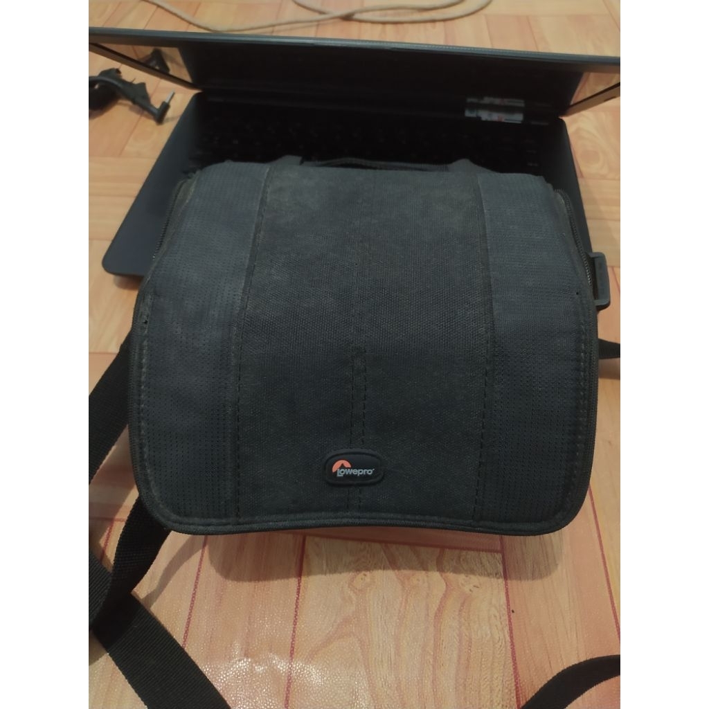 lowepro camera bag