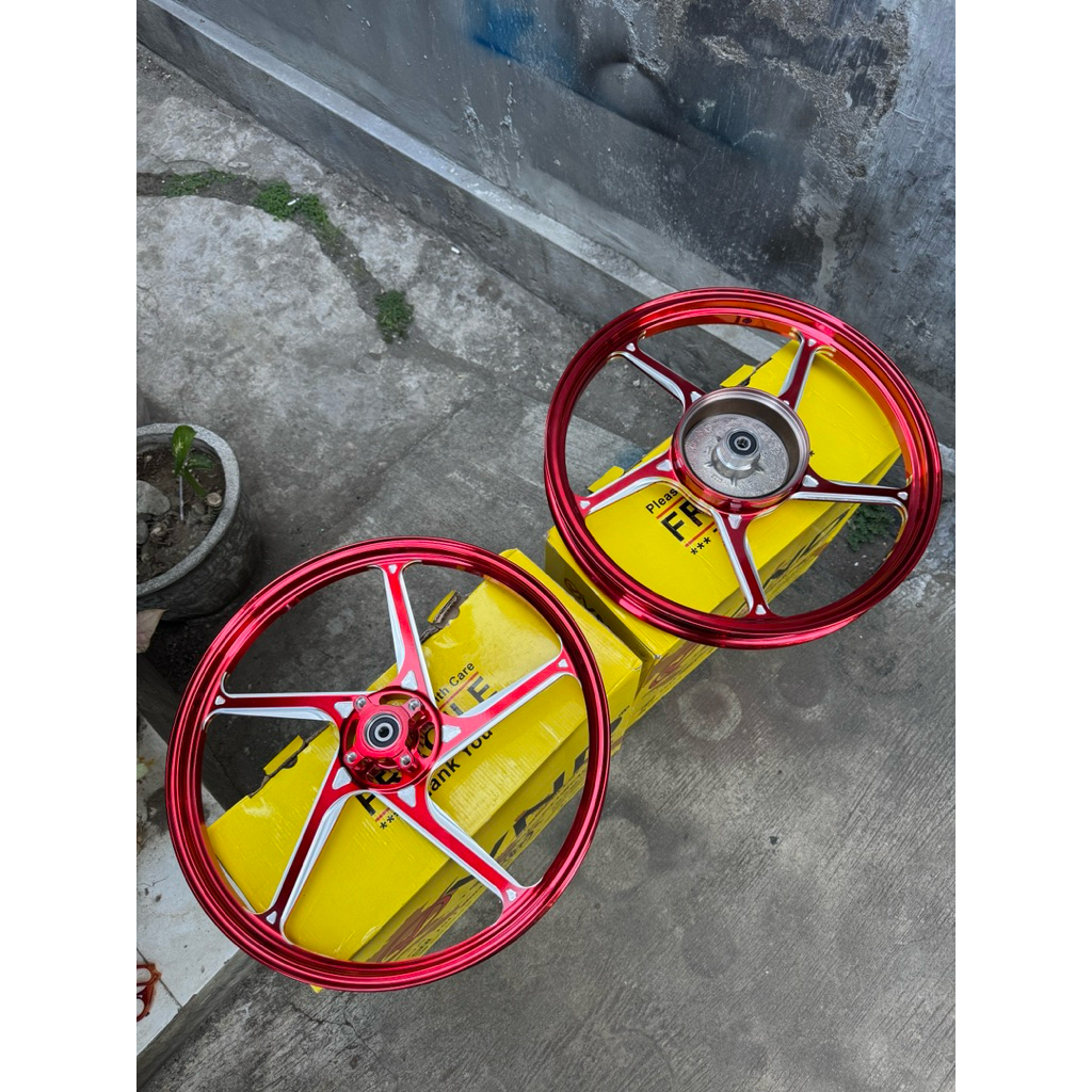 VELG VND AK55 JUPITER VELG PALANG JUPITER VELG JUPITER VND AK55 RING 17 UKURAN 140-160 velg vnd ak55