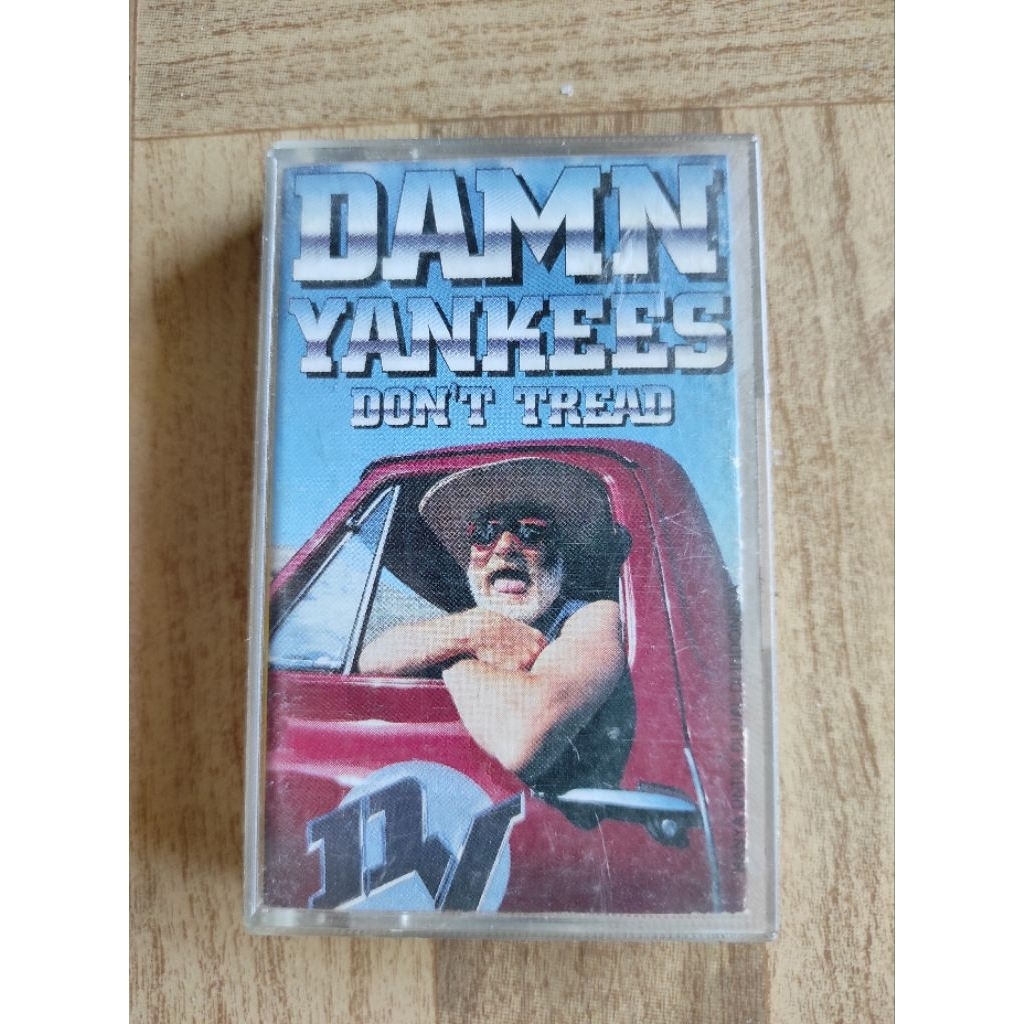 kaset pita DAMN YANKEES "don't tread"