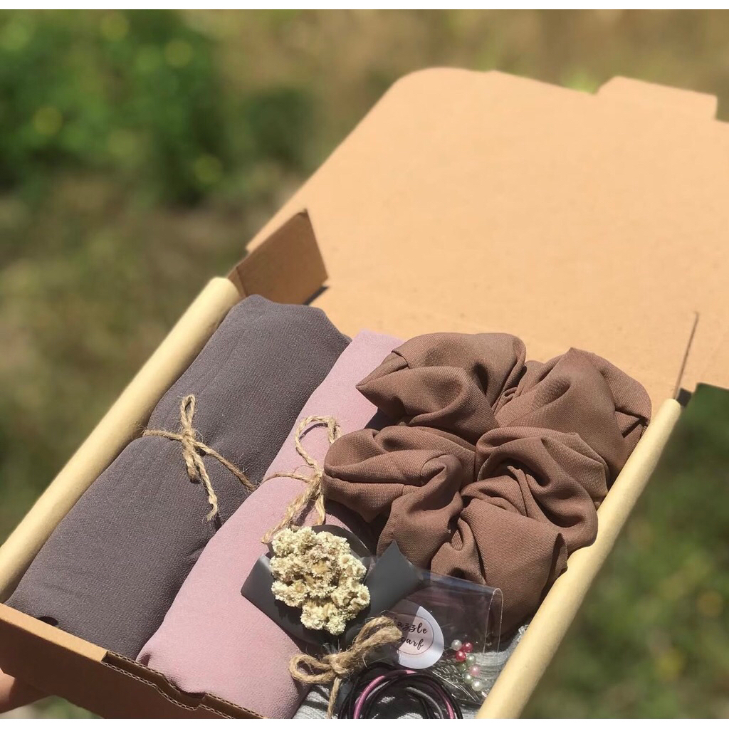 Hampers Hijab Pashmina Aesthetic