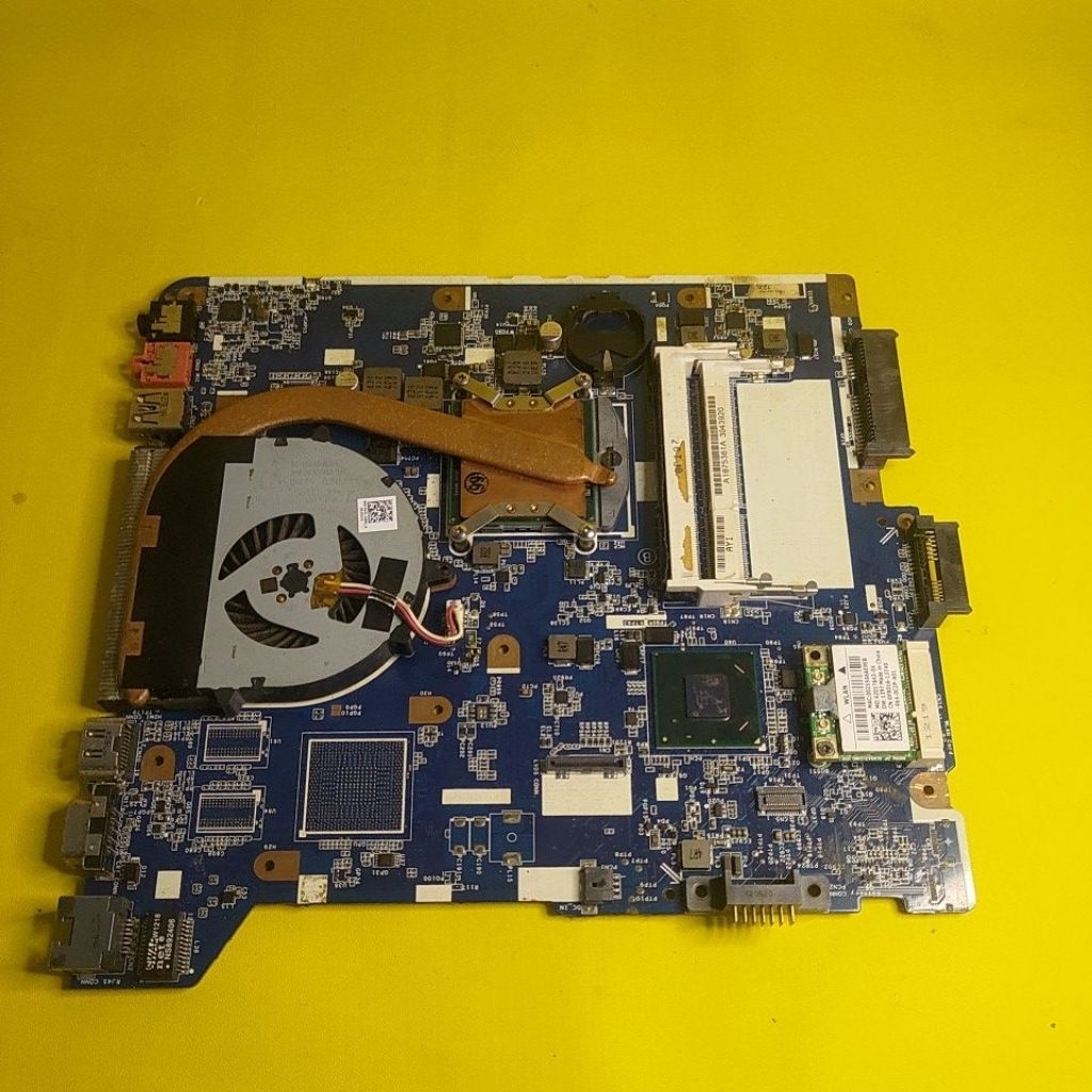 motherboard laptop Sony Vaio e series sve141b11w core i3