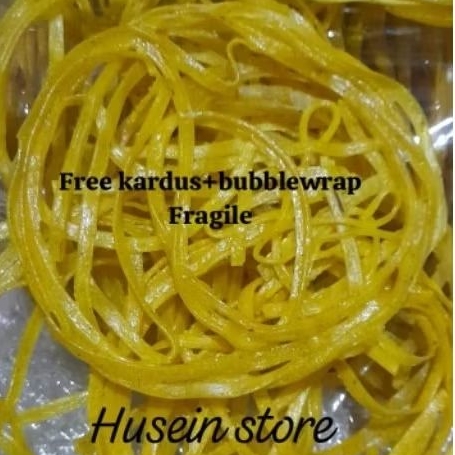 kerupuk mie kuning besar mentah1kg/kerupuk asinan