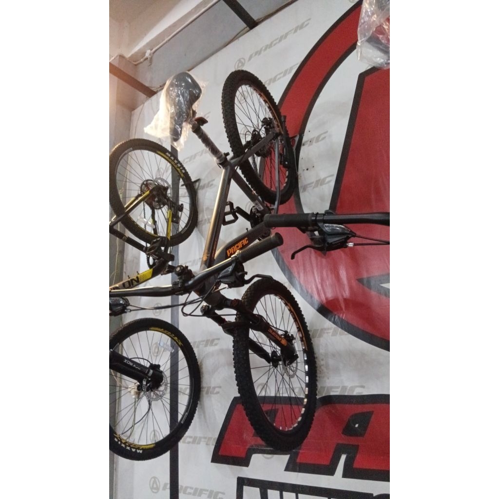 sepeda 26 mtb pacific invert 2.0