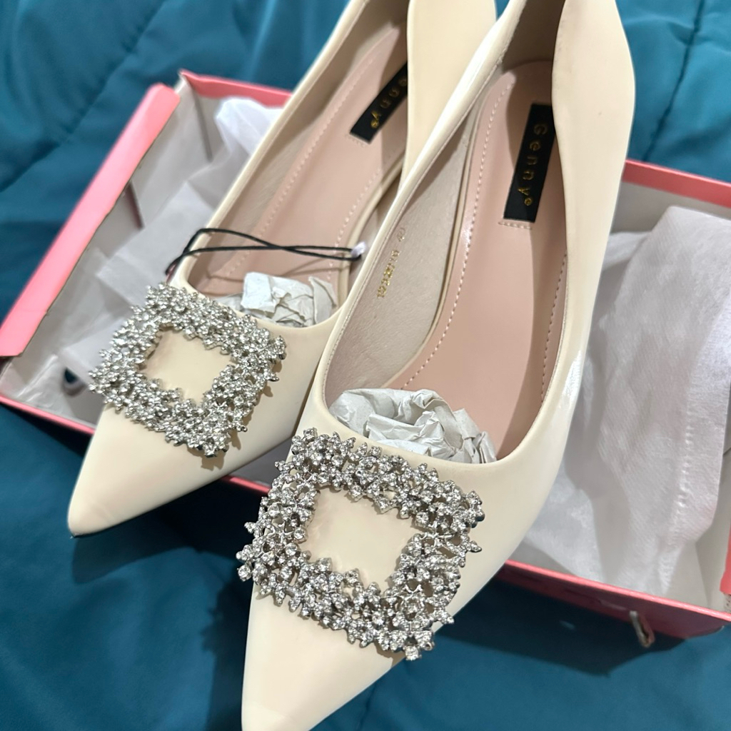 Preloved 100% Original Wedges Merk Genny / Sepatu Hak Wanita Genny