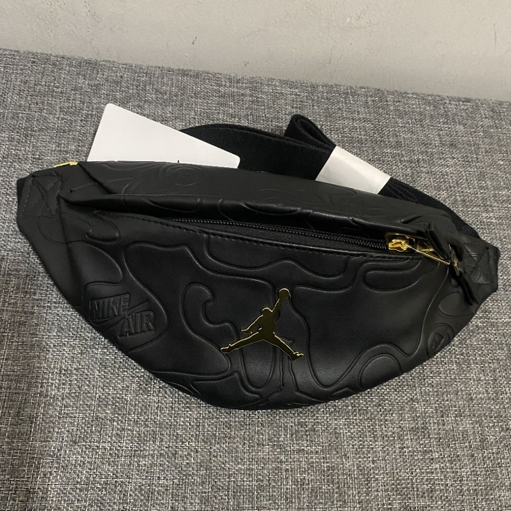 Air Jordan Borough Waistbag Syntethic Leather / Tas Dijamin Original