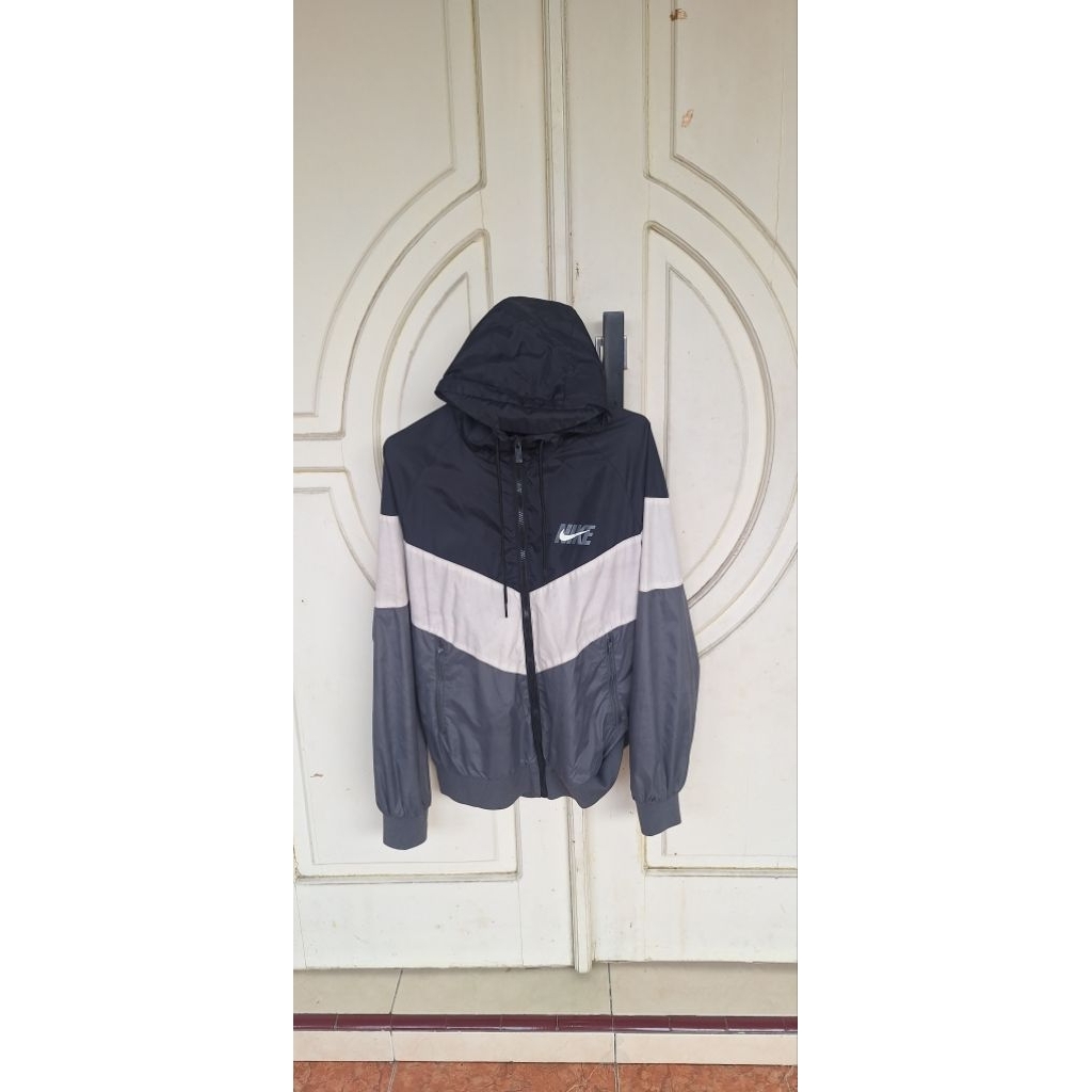 Jaket Nike BIG logo (3 warna)