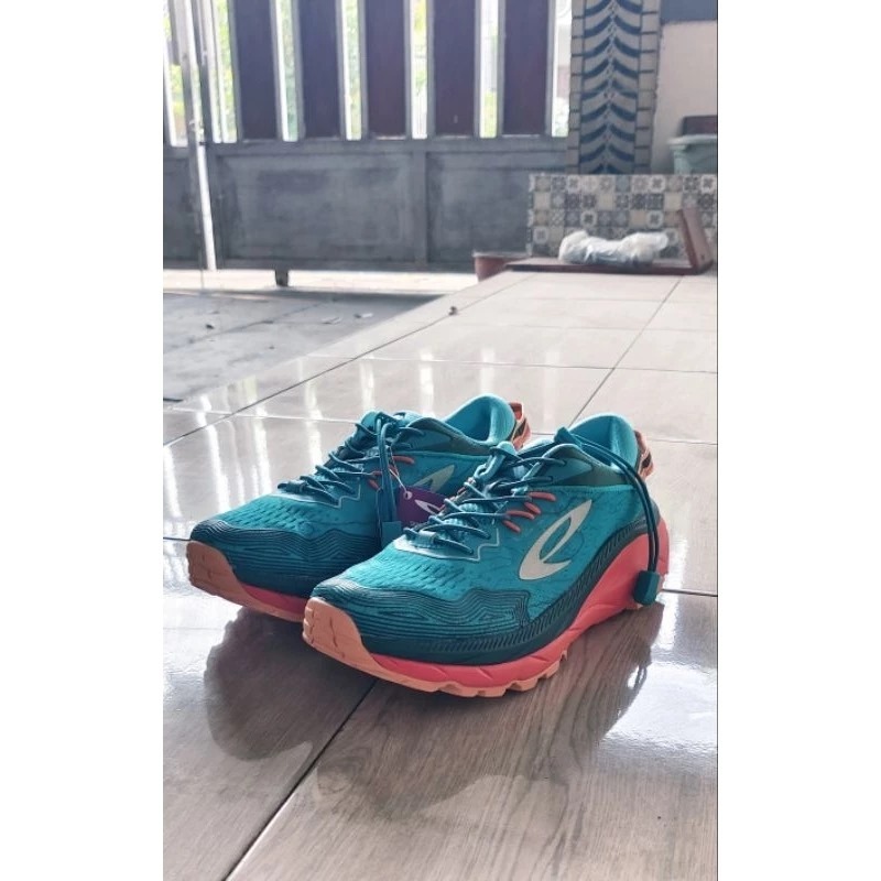 SEPATU RUNNING SALOMON ORIGINAL