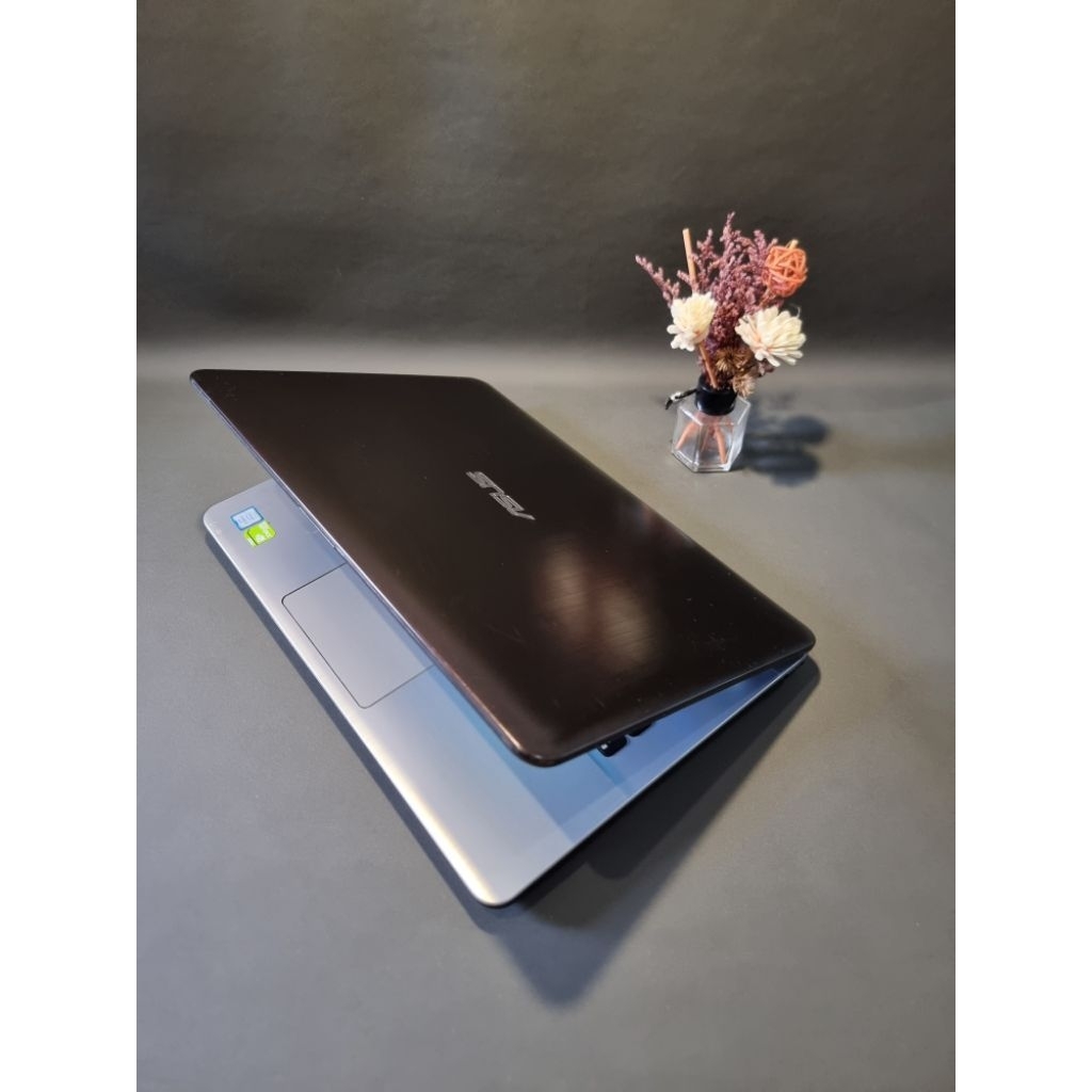 💥Murah ASUS 14" Intel i3 gen6 2.0 GHz Ram 8GB SSD 128GB + 320GB VGA 2GB Win11 no minus