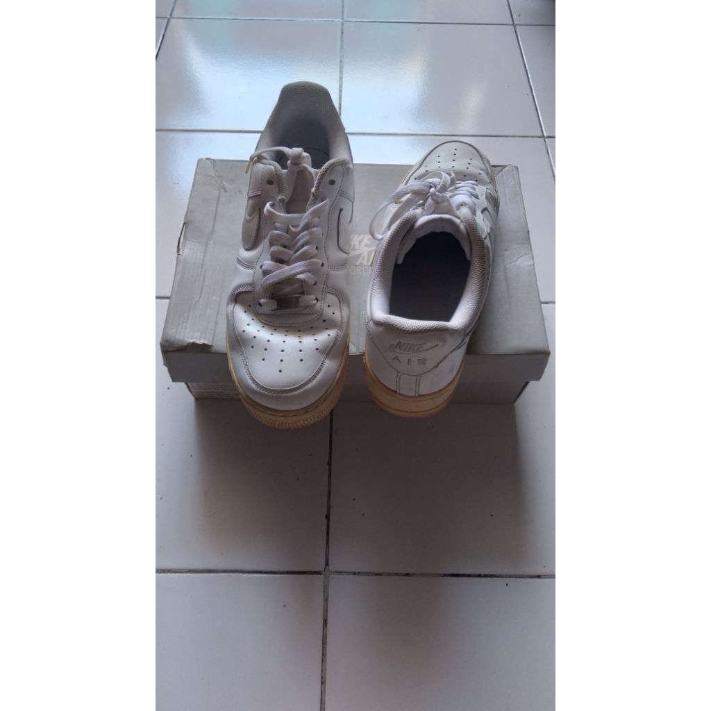 Nike Air force 1 low all white af1 with box