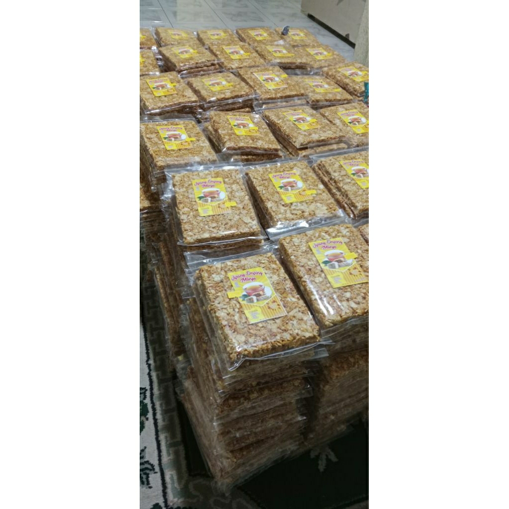 Cat Lover Shop Jipang Emping Mlinjo Enting Mlinjo 200Gr.