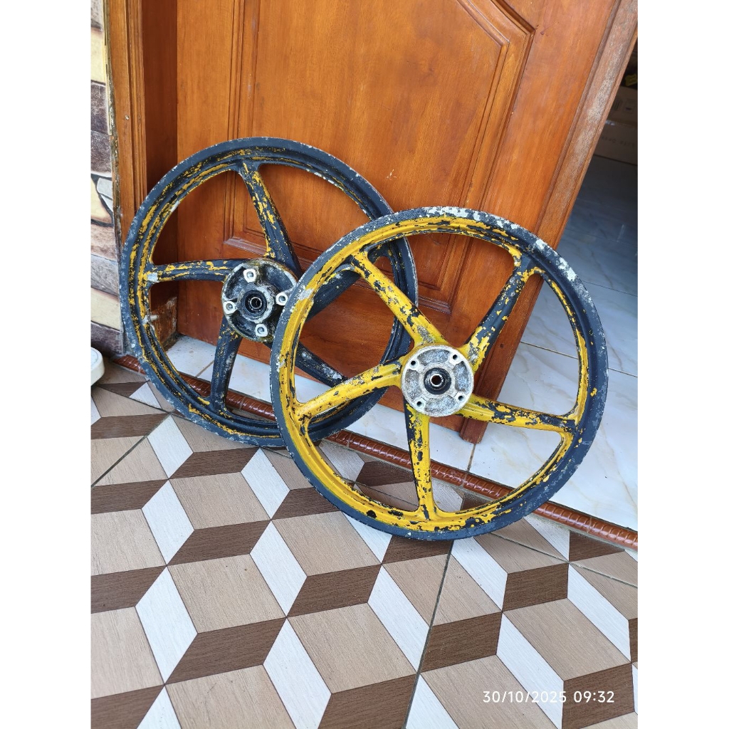 velg velg racing resing depan belakang honda supra x 125 x125 dd double disc pnp blade new piringan 