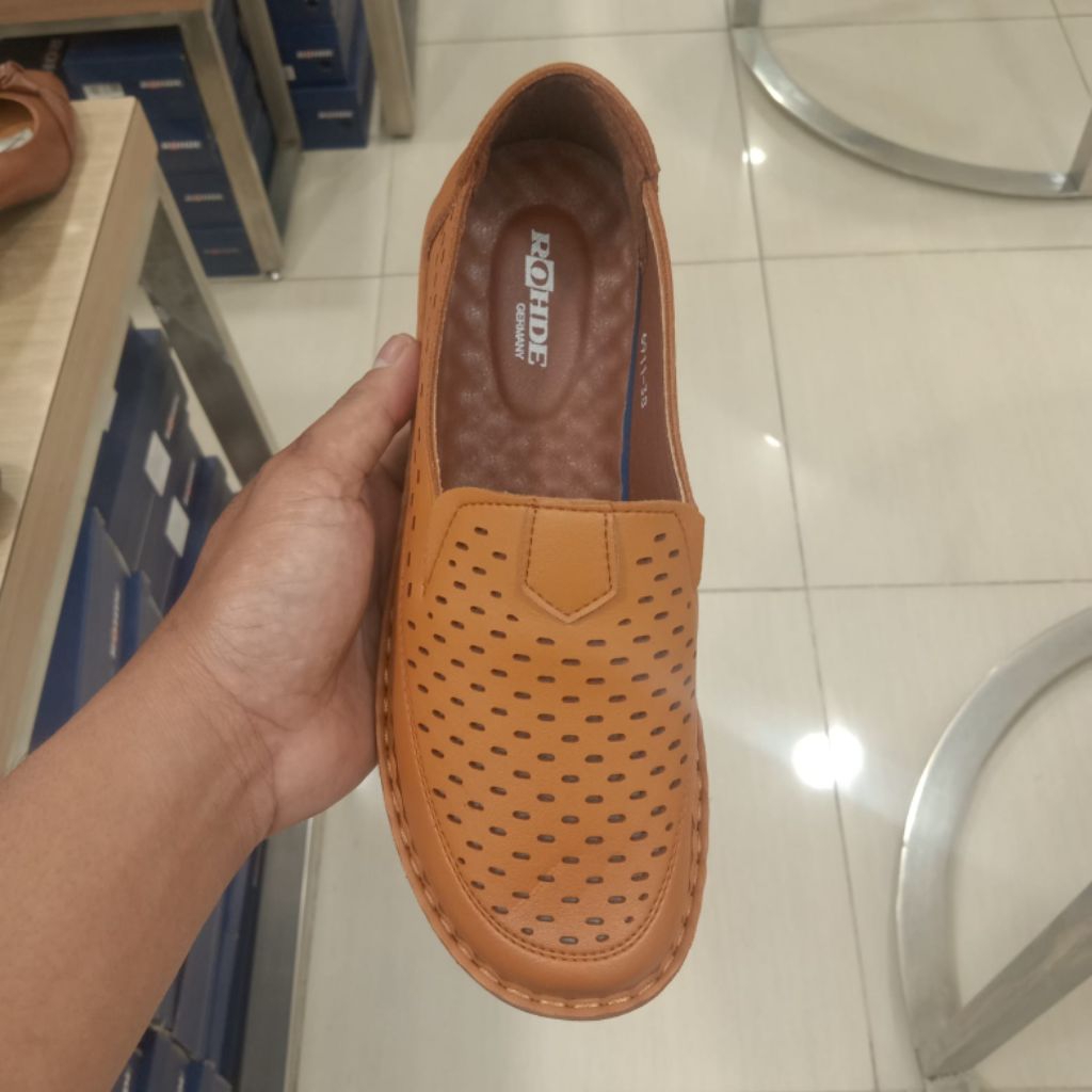 ROHDE SEPATU KULIT WANITA SLIP ON ORIGINAL