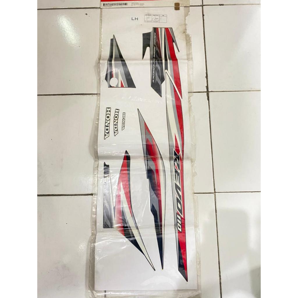 Sticker Body Kiri Black – Revo 110