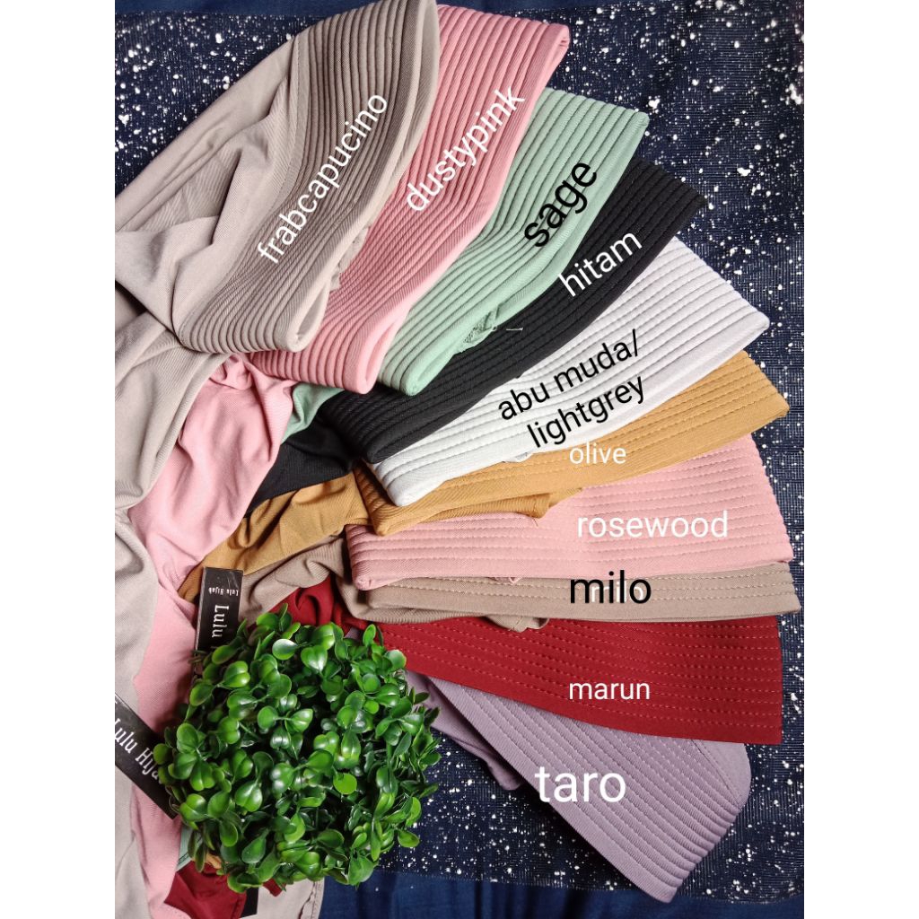 Hijab Bergo Sport  by ori LULU Hijab