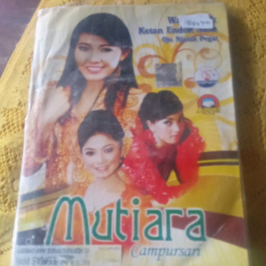 VCD MUTIARA CAMPURSARI BD070