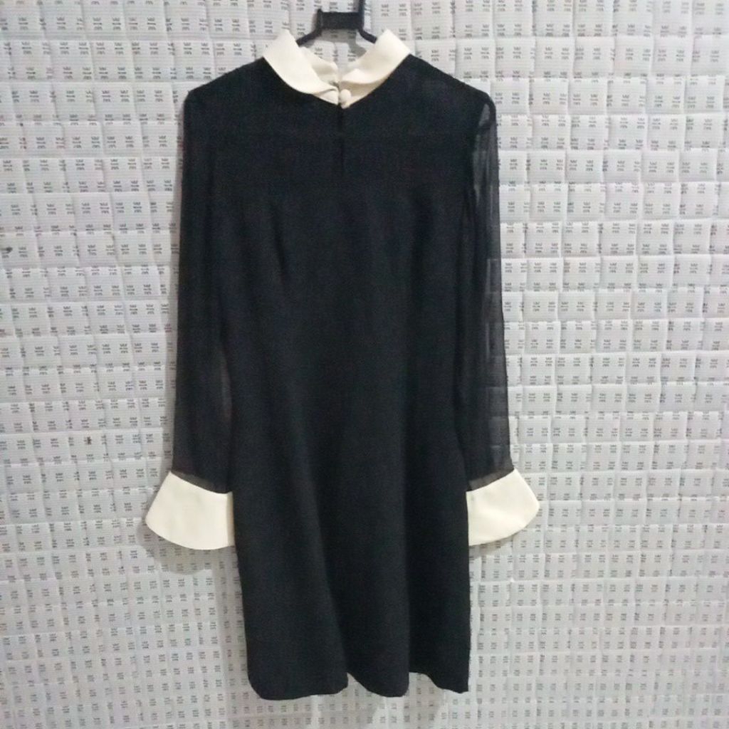 dress hitam vintage