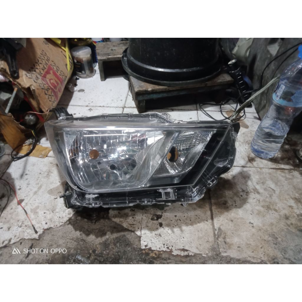 Headlamp Toyota Agya 2023