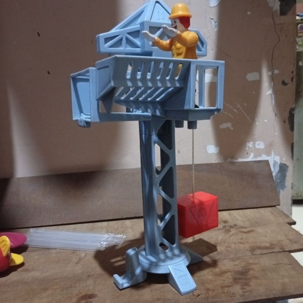happy meal toys mc work ronald tower
