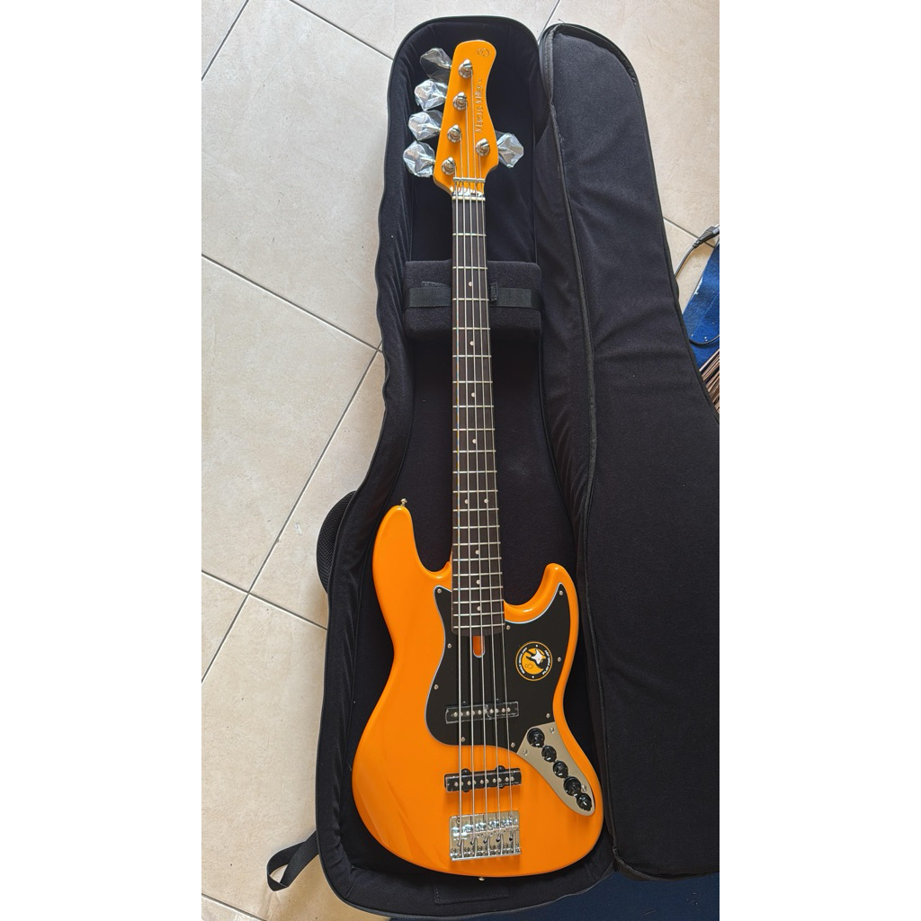 gitar marcus miller ori 100%