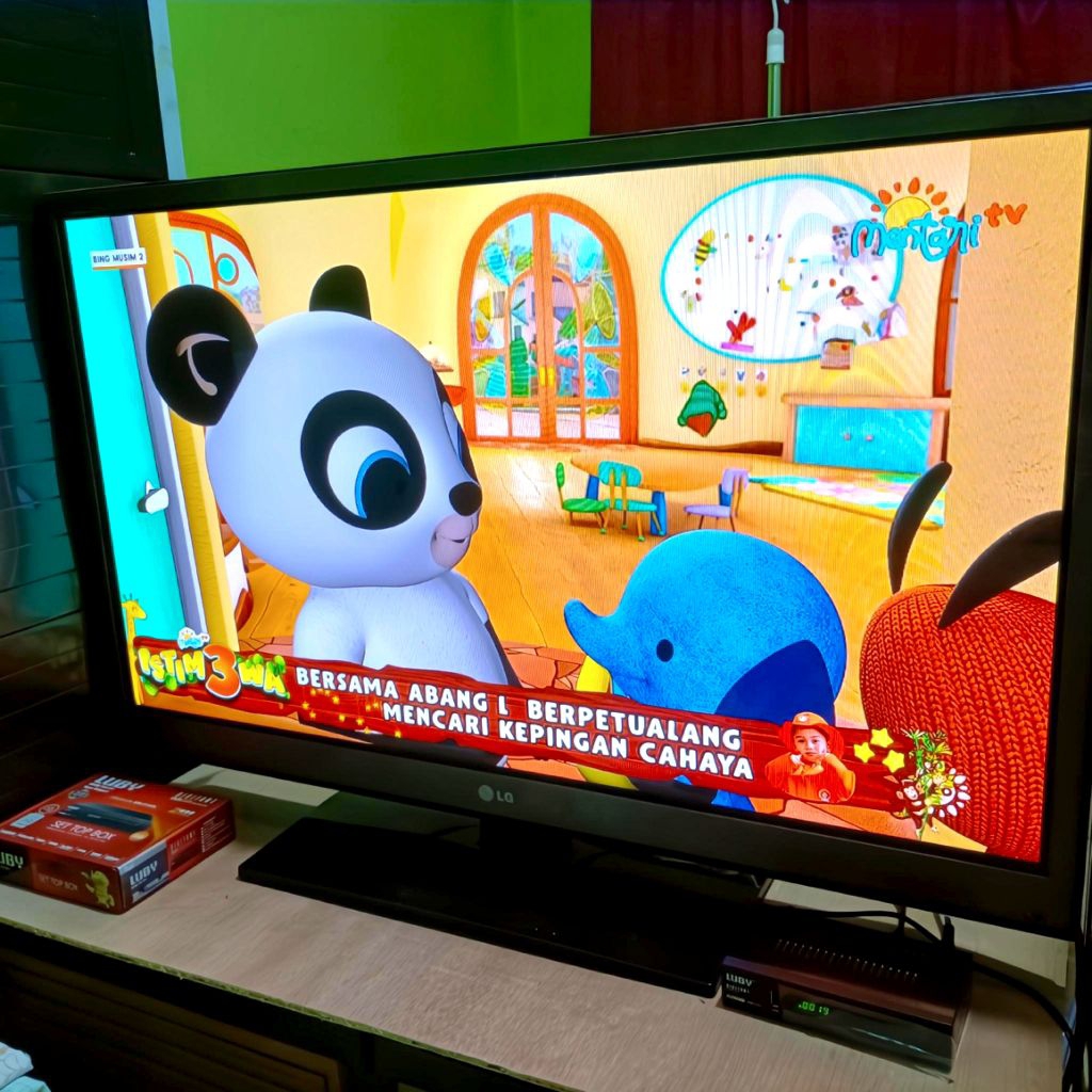 PANEL / LAYAR KACA TV LG PLASMA 42inch MULUS NOMINUS type  42PW450 42 PW450 TIDAK TERMASUK MESIN. HA