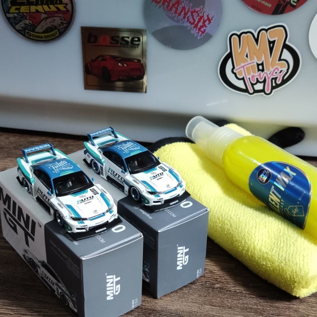 Mini GT 490 LBWK Nissan Silvia S15 Auto Finesse unsealed