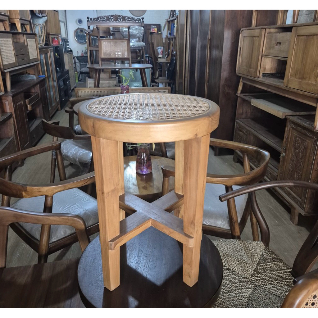 Kursi Rotan Teras Bulat