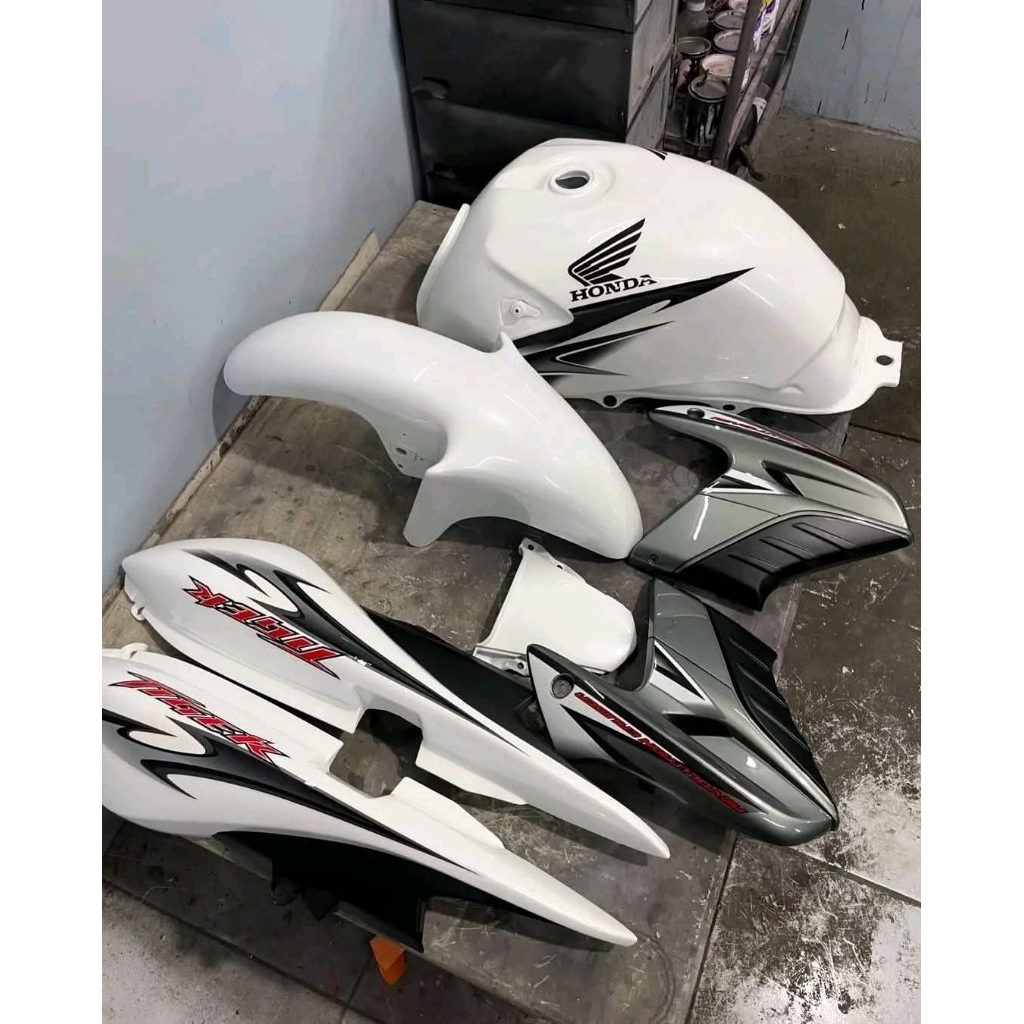 COVER BODY SET TIGER REVO REPAINT BARU GARANSI
