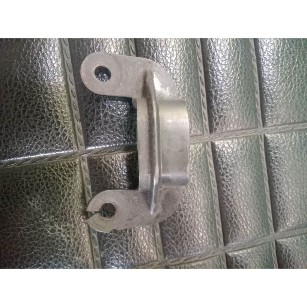klamp Clamp Penjepit Kabel Body T Bawah Yamaha Rx K Rx king Rx Spesial Original