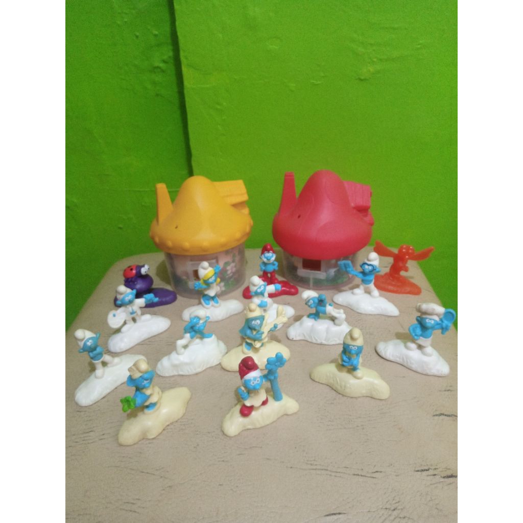 Mainan PL Smurf dan rumah smurf