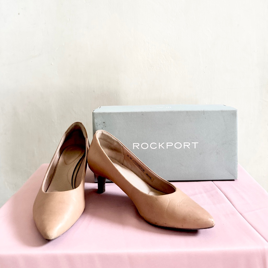 PRELOVED SEPATU ROCKPORT