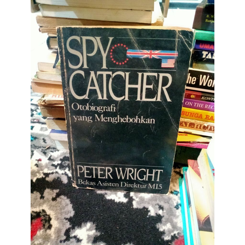 Spy Catcher otobiografi yang menghebohkan