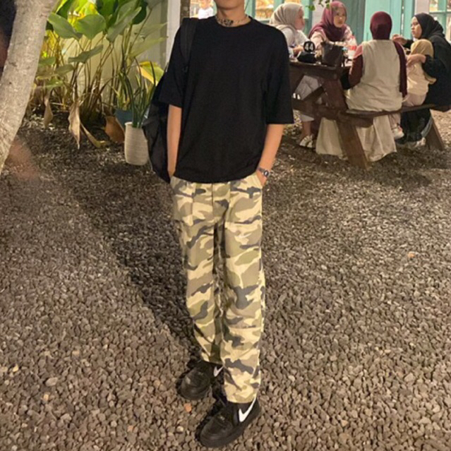 preloved celana loreng  hnm second