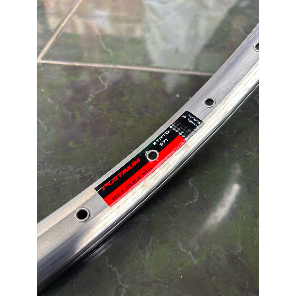 Velg 26 in Silver Velg 26 Dobel wall silver 36 hole