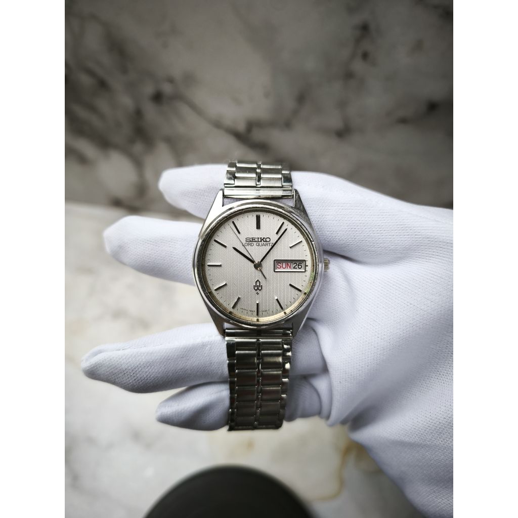 Seiko Lord Quartz 7853-7020 Day-Date Tahun 1978