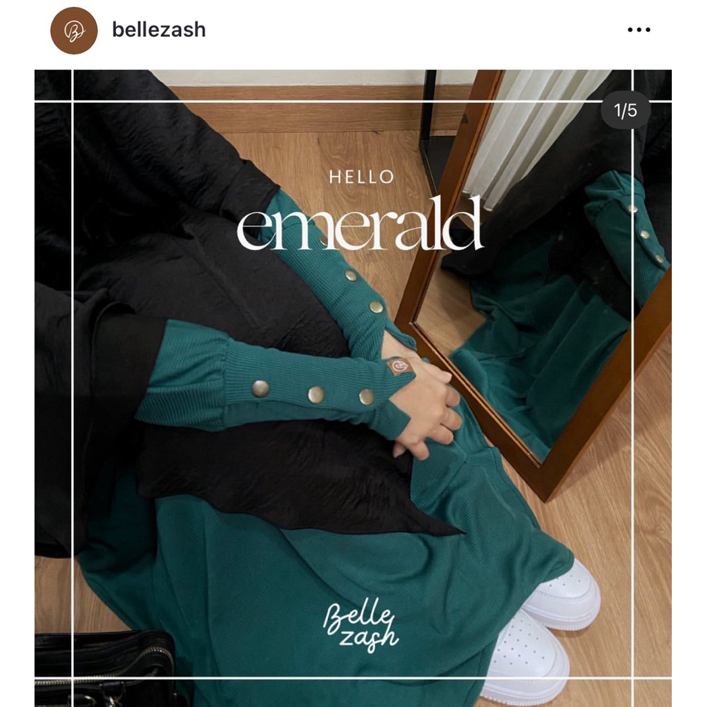 Preloved Abaya Bellezash -Raline Emerald size S PB128cm