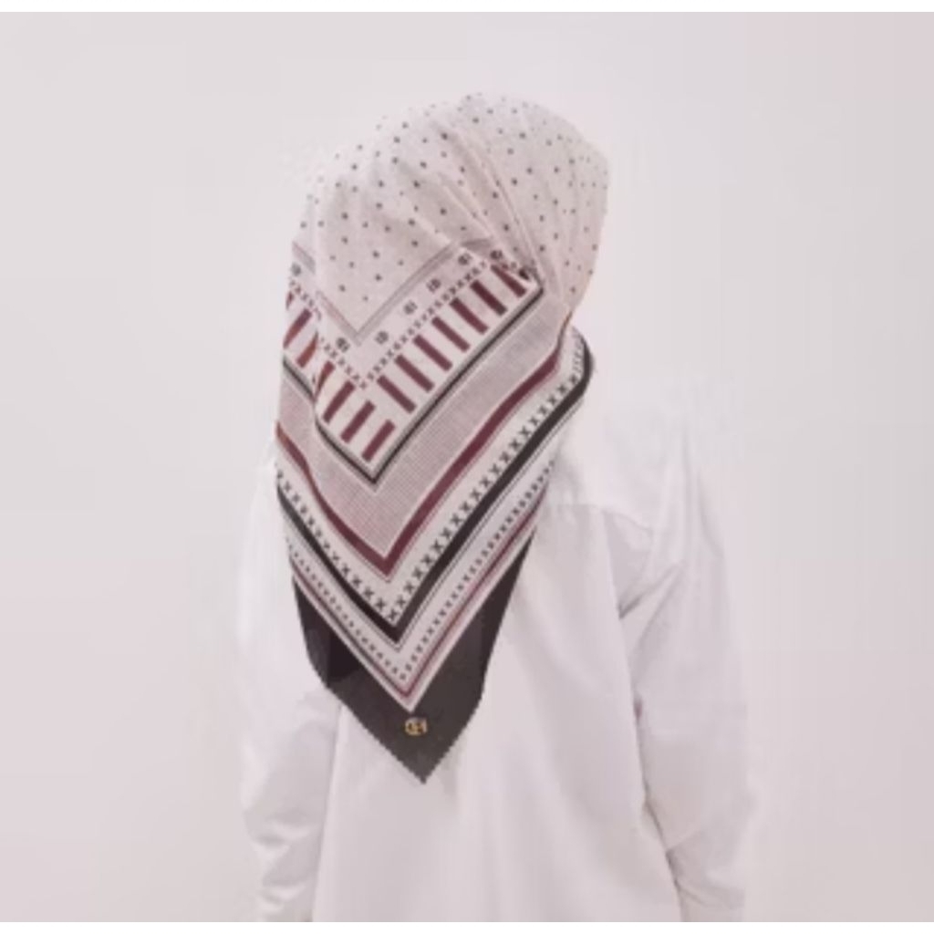 Chante Scarf by Citra Kirana