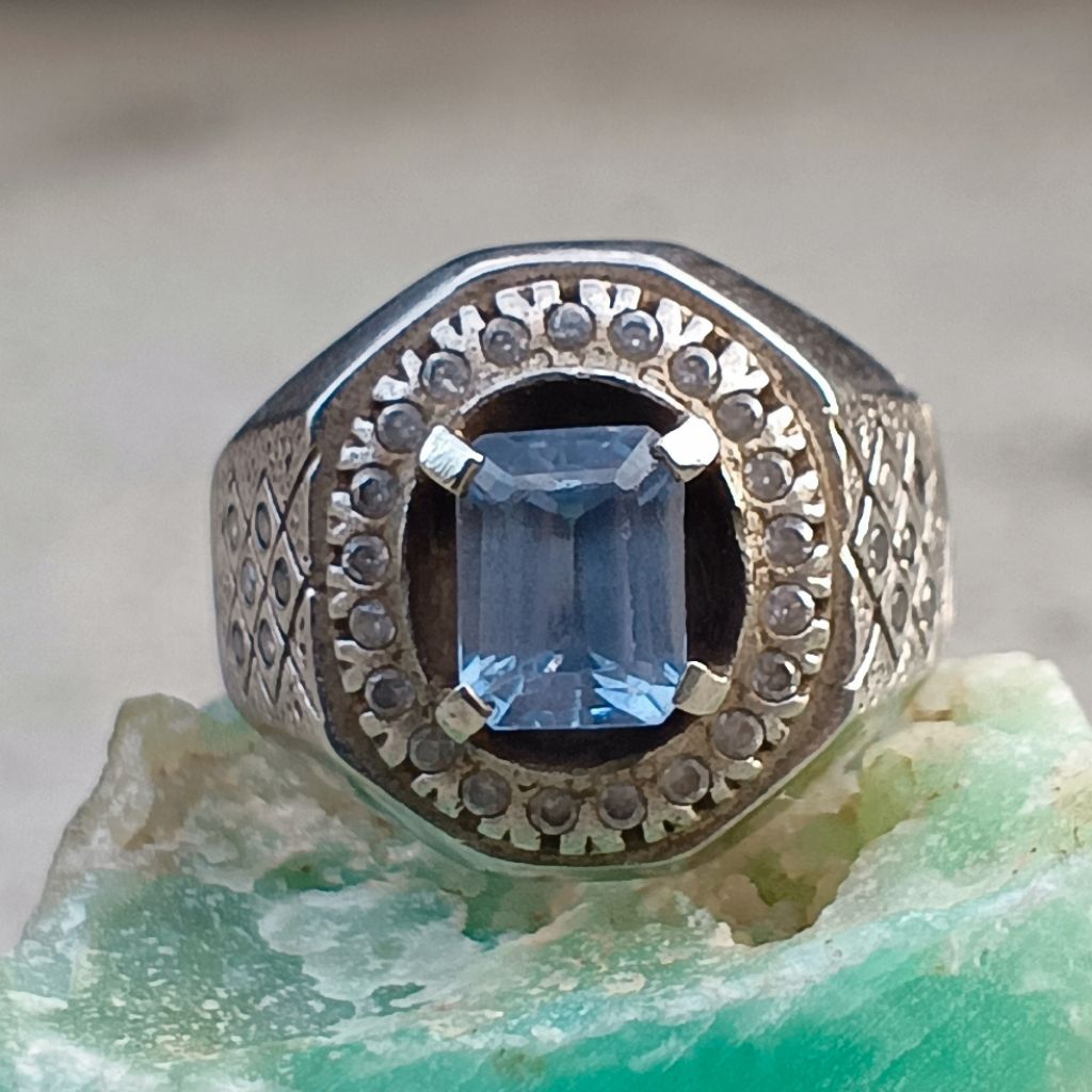 blue topaz ring kunsar microsetting