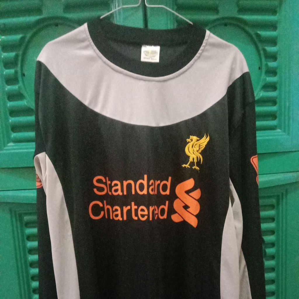 preloved jersey liverpool lengan panjang