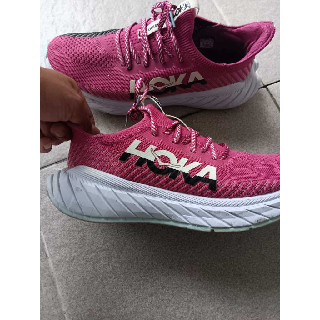 Sepatu HOKA Carbon X3