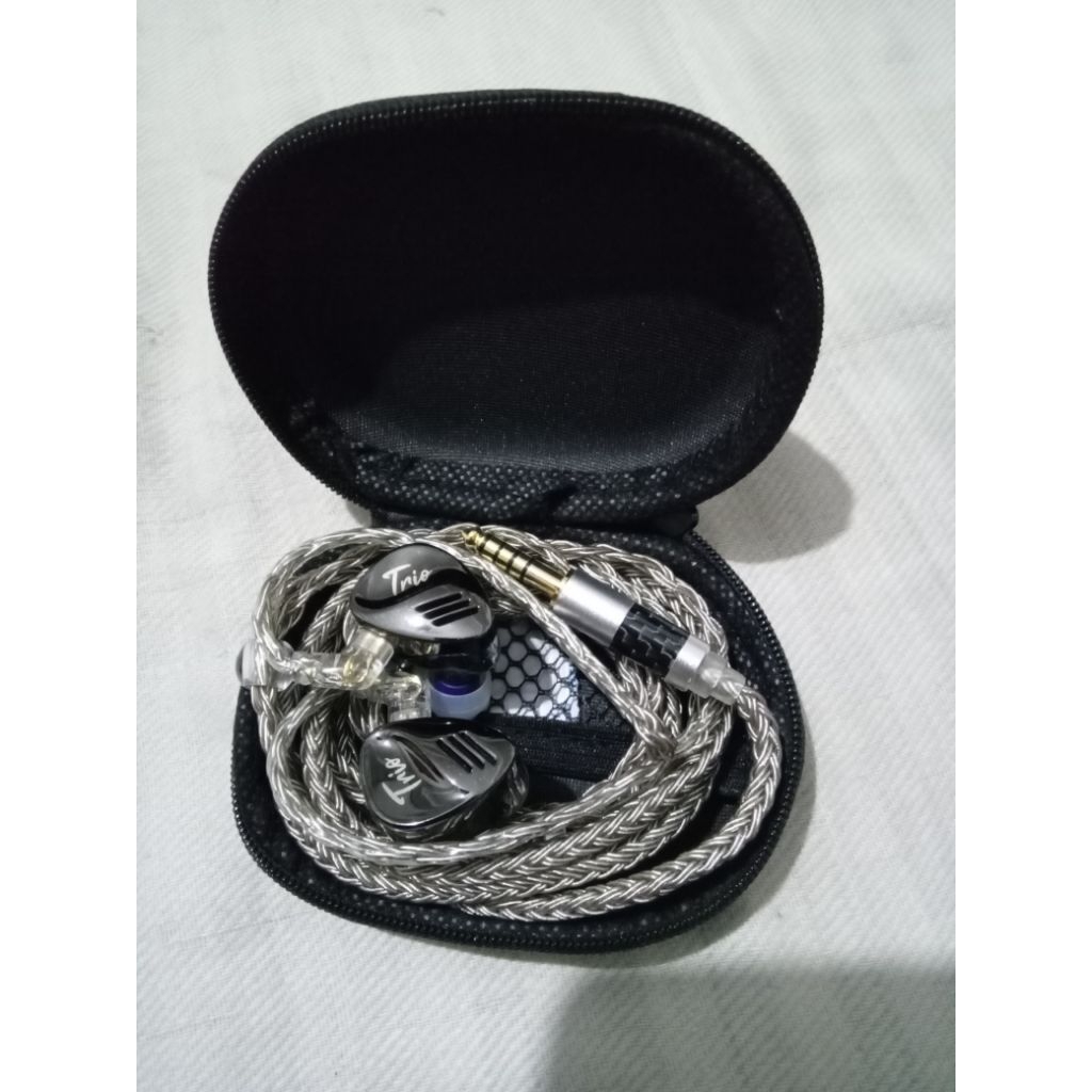 Cca Trio + Tripowin Zonie