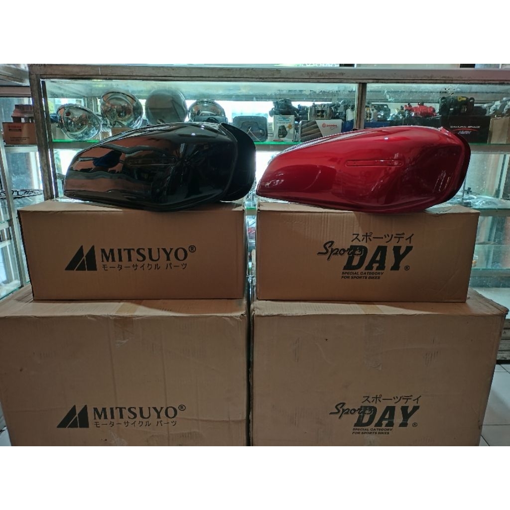 tangki tengki GL100 import baru bukan original gl100  TANGKI BENSIN HONDA GL 100 IMPORT BARU DETAIL 