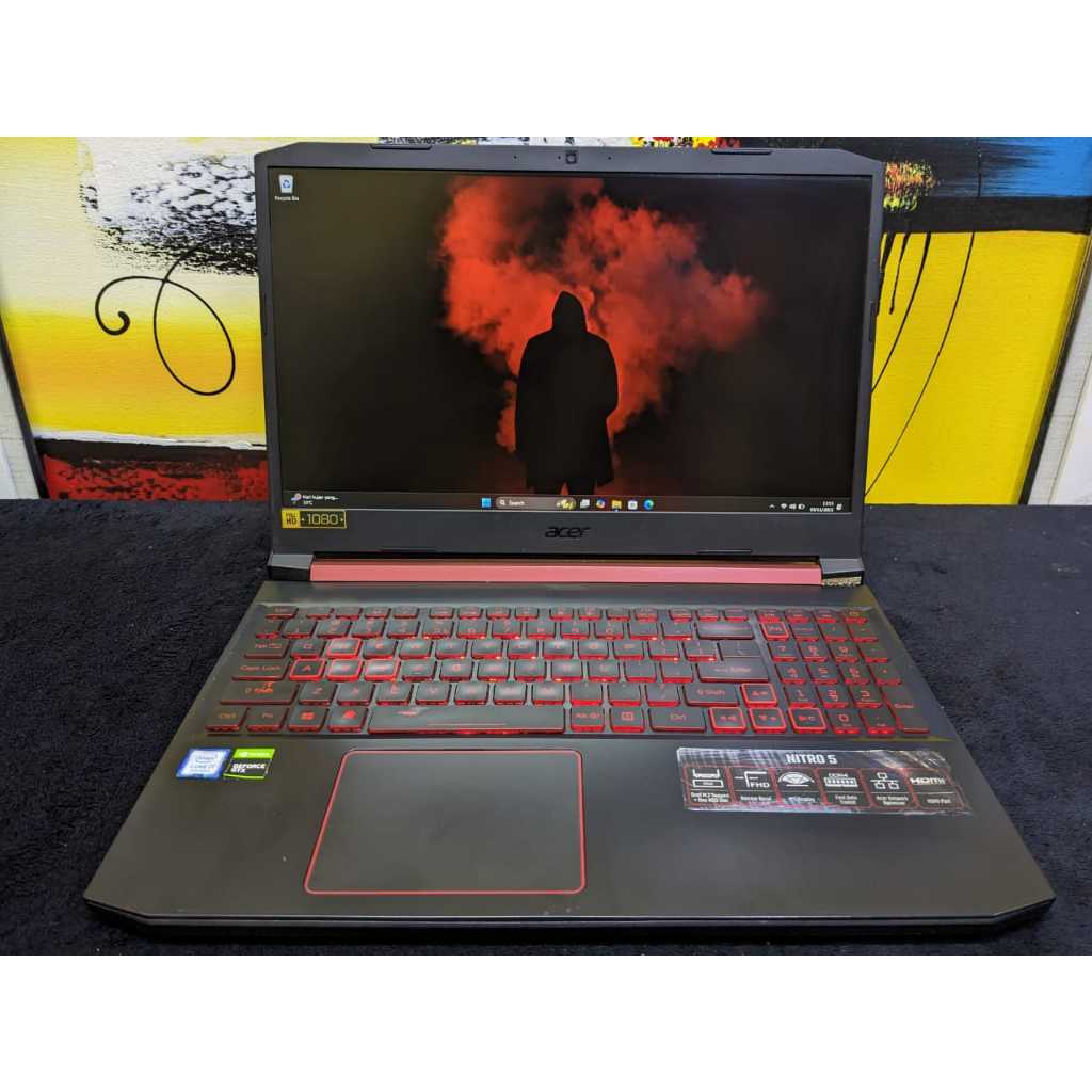 Laptop Gaming Acer Nitro 5 Core i7 Gen 9 16/256 Nvidia GTX 1650 mulus