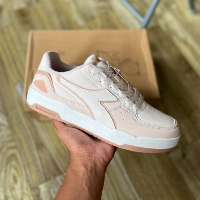 SALE SEPATU DIADORA NAOTO  BEIGE WHITE SIZE 38 39 40 SNEAKERS CASUAL WANITA MURAH SALE PROMO RESMIO
