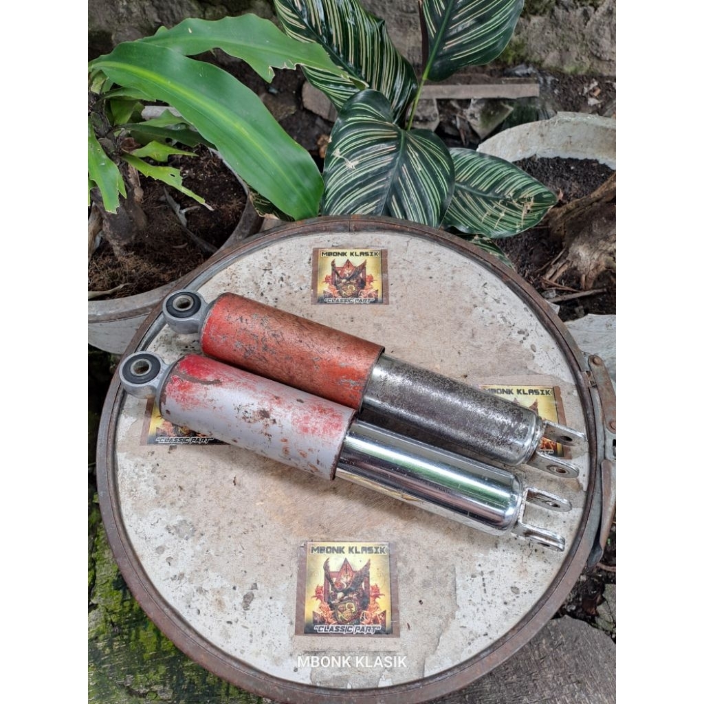 shock belakang yamaha l2g yb100 l2s ORIGINAL shock belakang l2g l2s yb100 shockbreaker l2g yb100 l2s