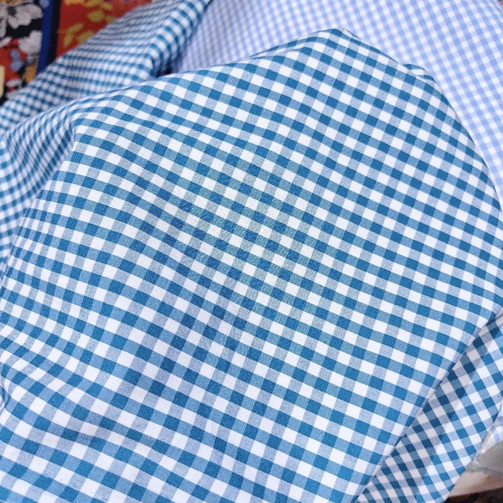 KAIN KATUN POPLIN MOTIF KOTAK ABADI SISA GARMENT  - KAIN KATUN MOTIF KOTAK KECIL HARGA/0,5M