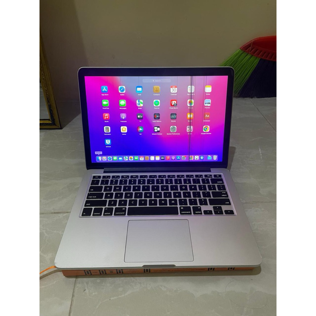 MacBook Pro 2015 8/256GB